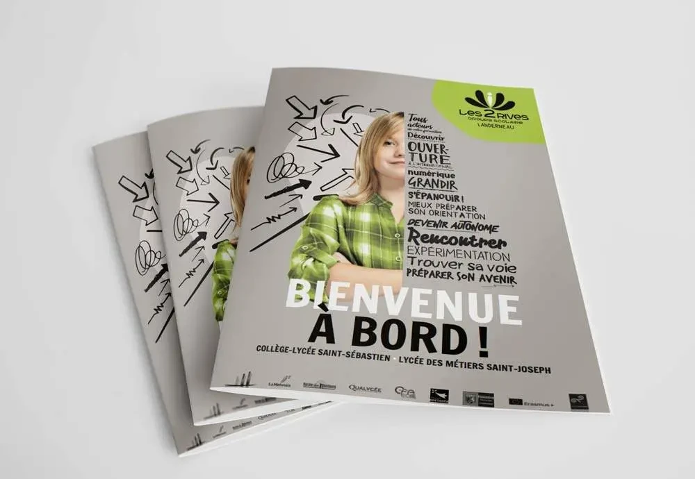 Brochure d’accueil du groupe scolaire Les 2 Rives intitulée « Bienvenue à bord ! », avec une mise en page vivante et illustrée